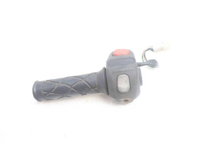 photo de COMANDO DIREITO YAMAHA YP MAJESTY 125 (2002 - 2006) - Zoom do estado de desgaste