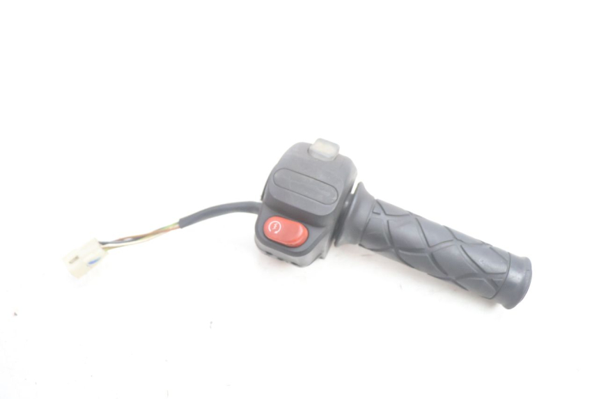 photo de COMANDO DIREITO YAMAHA YP MAJESTY 125 (2002 - 2006) - Vista principal