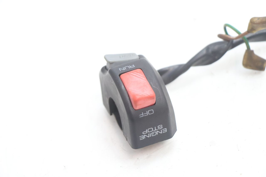 photo de COMUTADOR DIREITO YAMAHA YZF R GENESIS 750 (1993 - 1998) - Ampliação técnica