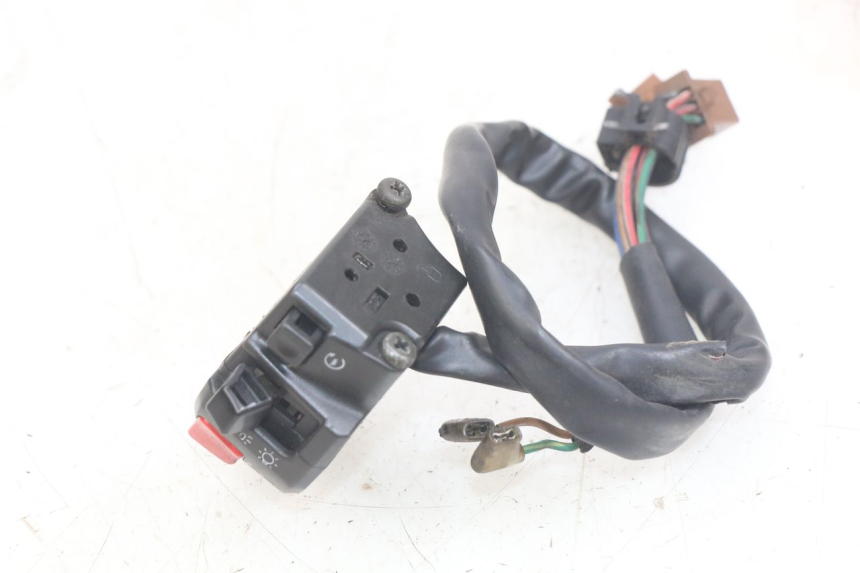 photo de COMANDO DIREITO YAMAHA YZF R THUNDERCAT 600 (1996 - 2003) - Ampliação técnica