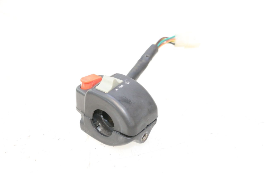 photo de COMANDO DIREITO UNIVERSAL BIKE ZN50QT-11B 50 (2018 - 2021) - Estado da superfície