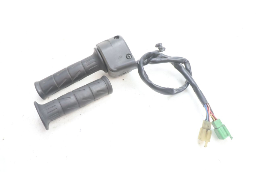 photo de COMANDO DIREITO KAWASAKI ZZR 600 (1995 - 2004) - Ampliação técnica