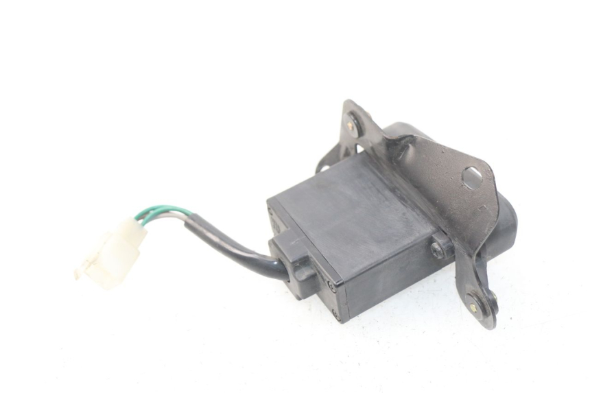 photo de COMUTADOR DE LUZES DE EMERGÊNCIA SYM GTS EFI ABS 125 (2012 - 2016) - Zoom do estado de desgaste