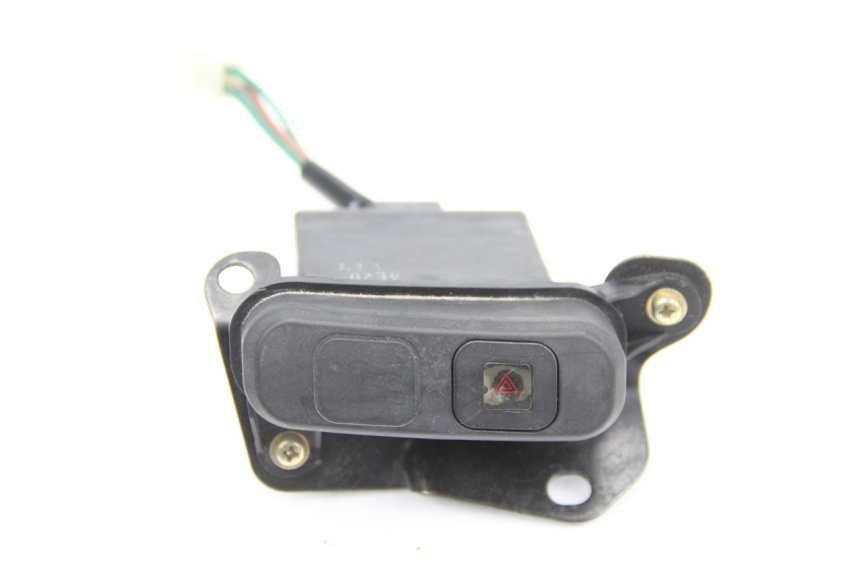 photo de COMUTADOR DE LUZES DE EMERGÊNCIA SYM GTS EFI ABS 125 (2012 - 2016) - Vista principal