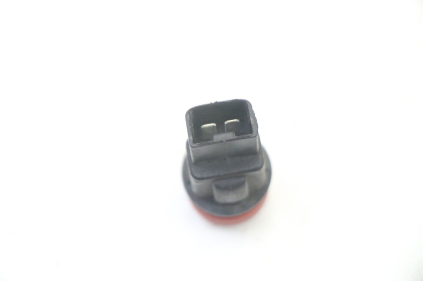 photo de COMUTADOR DE LUZES DE EMERGÊNCIA PIAGGIO MP3 LT 400 (2007 - 2012) - Outro ângulo de visão