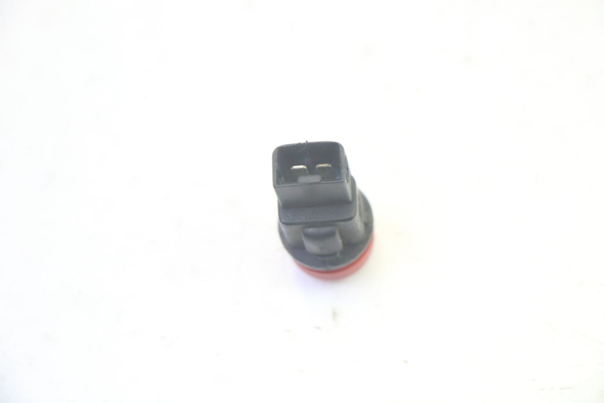 photo de COMUTADOR DE LUZES DE EMERGÊNCIA PIAGGIO MP3 LT 400 (2007 - 2012) - Outro ângulo de visão