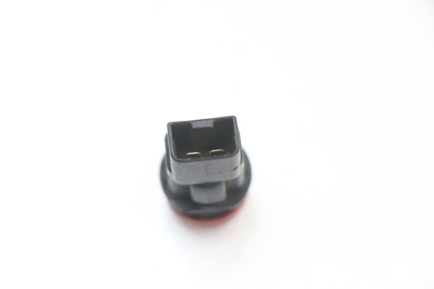 photo de INTERRUPTOR DE LUZES DE EMERGÊNCIA PIAGGIO MP3 125 (2006 - 2014) - Outro ângulo de visão