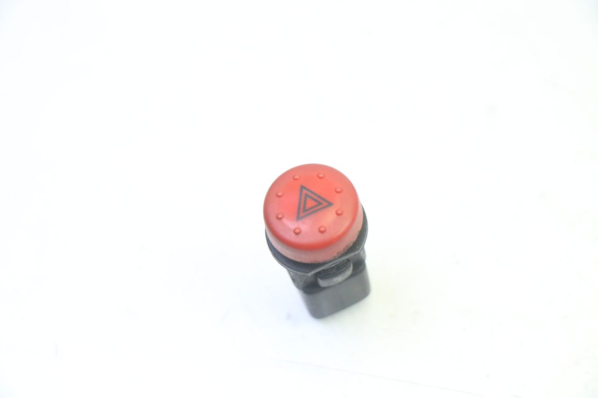 photo de INTERRUPTOR DE LUZES DE EMERGÊNCIA PIAGGIO MP3 125 (2006 - 2014) - Vista principal