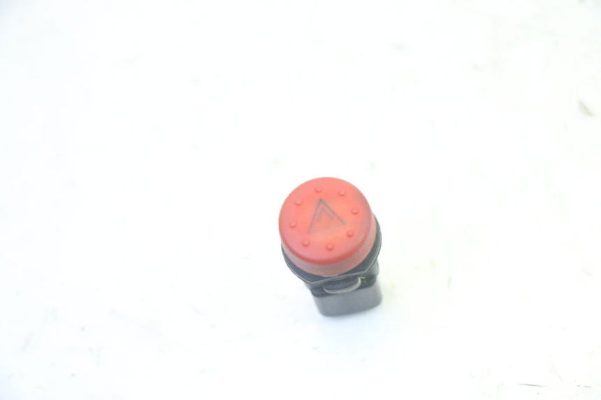 photo de COMUTADOR DE LUZES DE EMERGÊNCIA PIAGGIO MP3 RL 250 (2006 - 2010) - Vista principal
