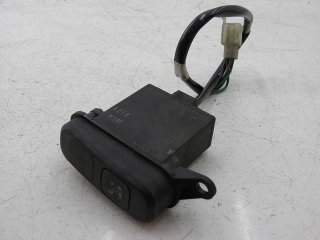 photo de COMUTADOR DE LUZES DE EMERGÊNCIA SYM GTS 125 (2005 - 2008) - Vista principal