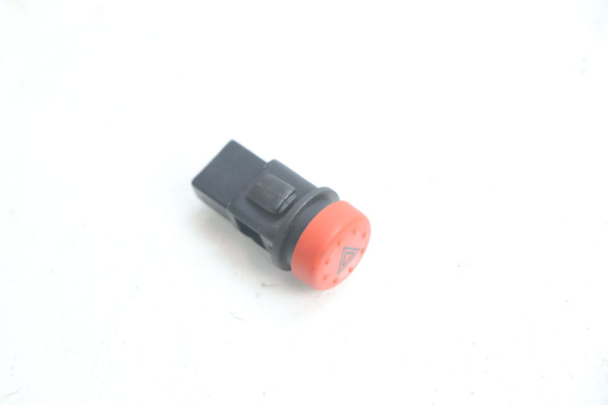 photo de COMUTADOR DE LUZES DE EMERGÊNCIA PIAGGIO X9 EVOLUTION 125 (2003 - 2007) - Detalhe da peça