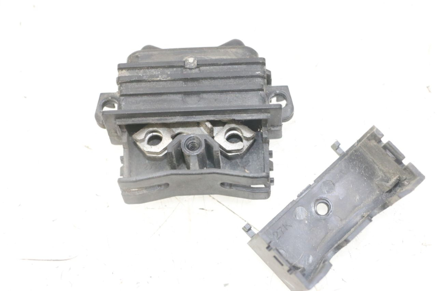 photo de COMUTADOR HONDA FORZA ABS 300 (2013 - 2017) - Outro ângulo de visão