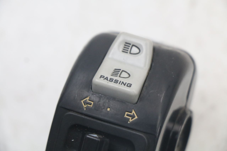 photo de COMANDO ESQUERDO KYMCO AGILITY 4T 50 (2018 - 2022) - Zoom do estado de desgaste
