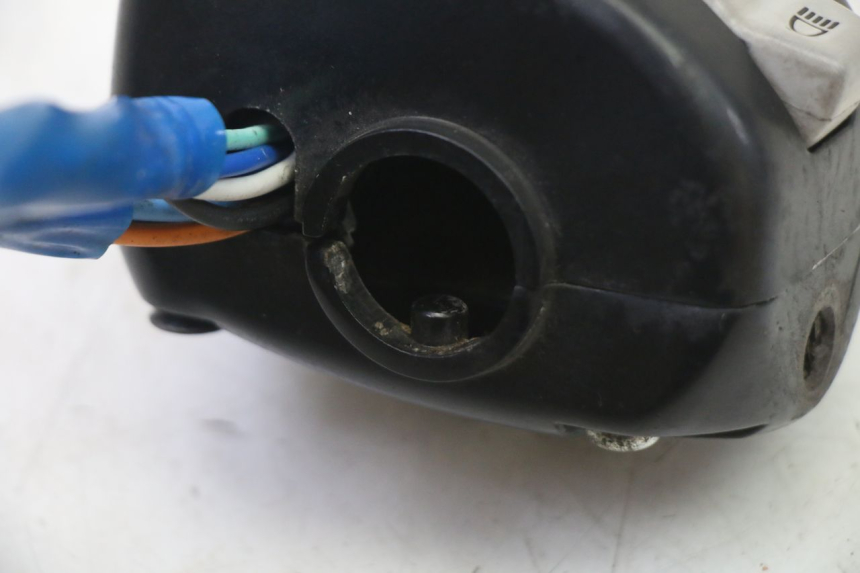 photo de COMANDO ESQUERDO KYMCO AGILITY 4T 50 (2005 - 2018) - Pontos de fixação