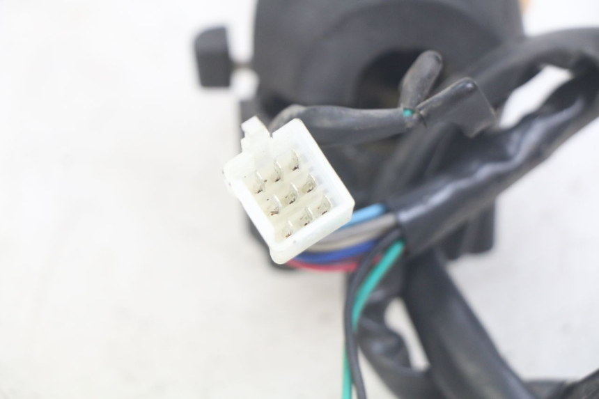 photo de COMANDO ESQUERDO NECO ALEXONE 125 (2017 - 2024) - Pontos de fixação