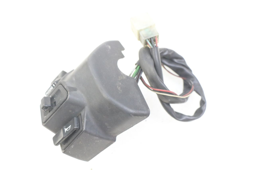 photo de COMANDO ESQUERDO APRILIA ATLANTIC 500 (2002 - 2003) - Detalhe da peça