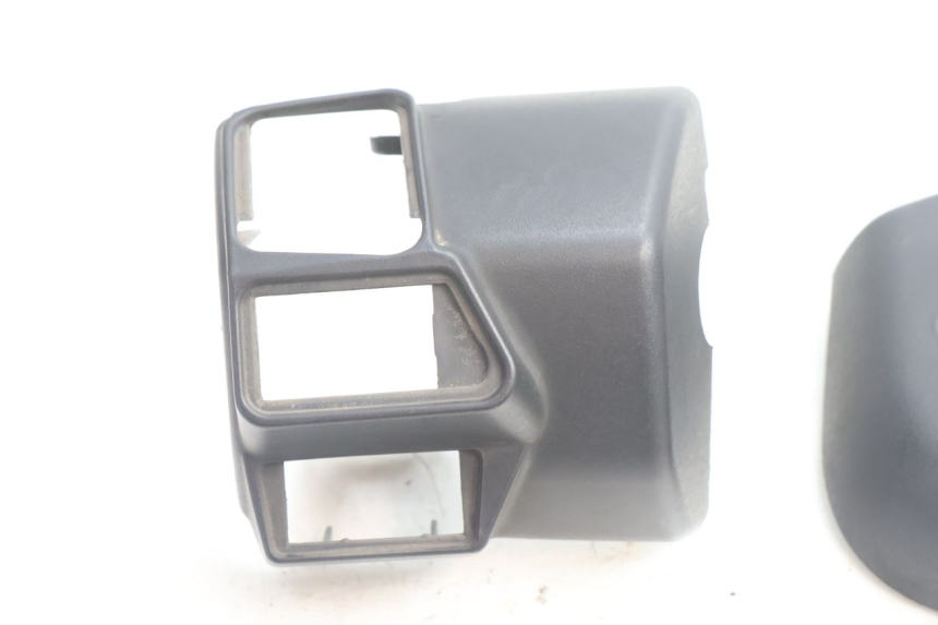 photo de INTERRUPTOR ESQUERDO APRILIA ATLANTIC S 125 (2010 - 2013) - Detalhe da peça