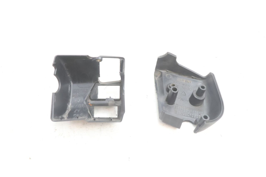 photo de INTERRUPTOR ESQUERDO APRILIA ATLANTIC S 125 (2010 - 2013) - Outro ângulo de visão