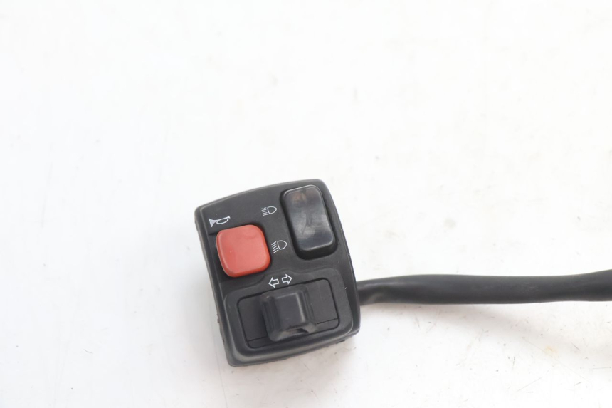 photo de COMANDO ESQUERDO MBK BOOSTER SPIRIT 50 (2004 - 2017) - Detalhe da peça
