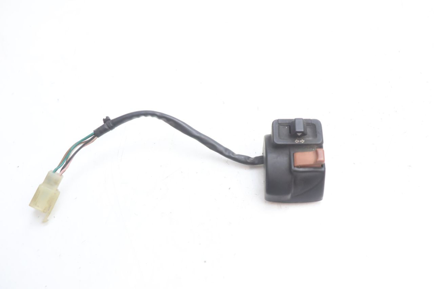 photo de COMUTADOR ESQUERDO MBK BOOSTER SPIRIT 50 (1996 - 1999) - Zoom do estado de desgaste