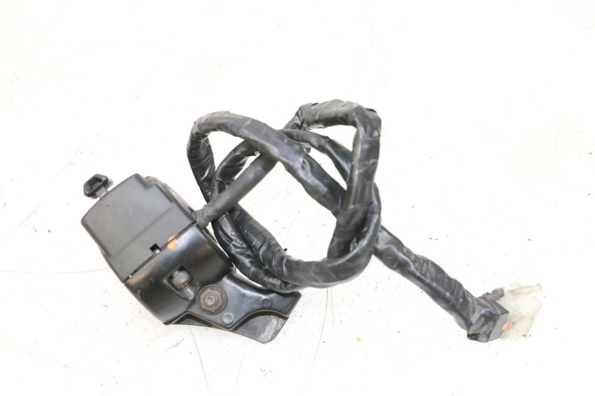 photo de COMANDO ESQUERDO MBK BOOSTER SPIRIT NAKED 50 (2004 - 2017) - Ampliação técnica