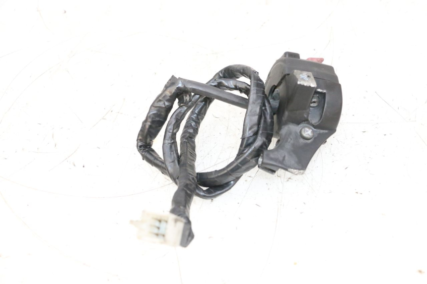 photo de COMANDO ESQUERDO MBK BOOSTER SPIRIT NAKED 50 (2004 - 2017) - Pontos de fixação