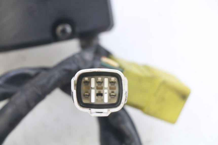 photo de COMANDO ESQUERDO SUZUKI BURGMAN 650 (2002 - 2004) - Zoom do estado de desgaste