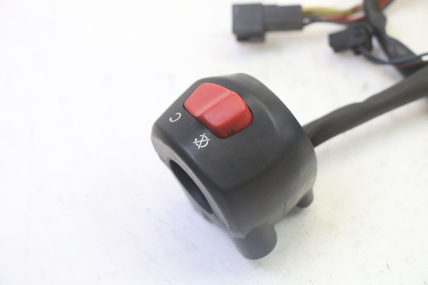 photo de COMANDO ESQUERDO SUZUKI BURGMAN 125 (2007 - 2014) - Outro ângulo de visão