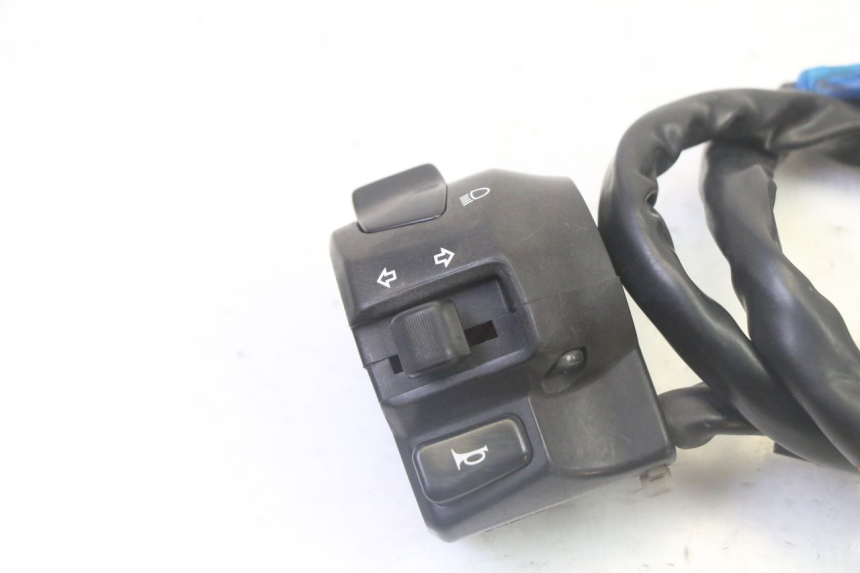 photo de COMANDO ESQUERDO SUZUKI BURGMAN 125 (2007 - 2014) - Detalhe da peça