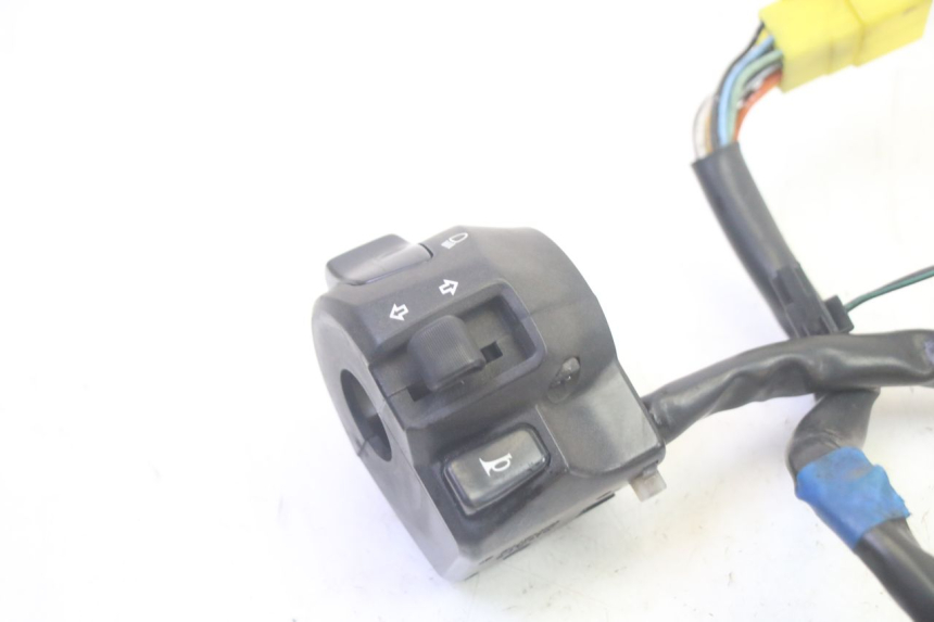 photo de COMANDO ESQUERDO SUZUKI BURGMAN 125 (2007 - 2014) - Detalhe da peça