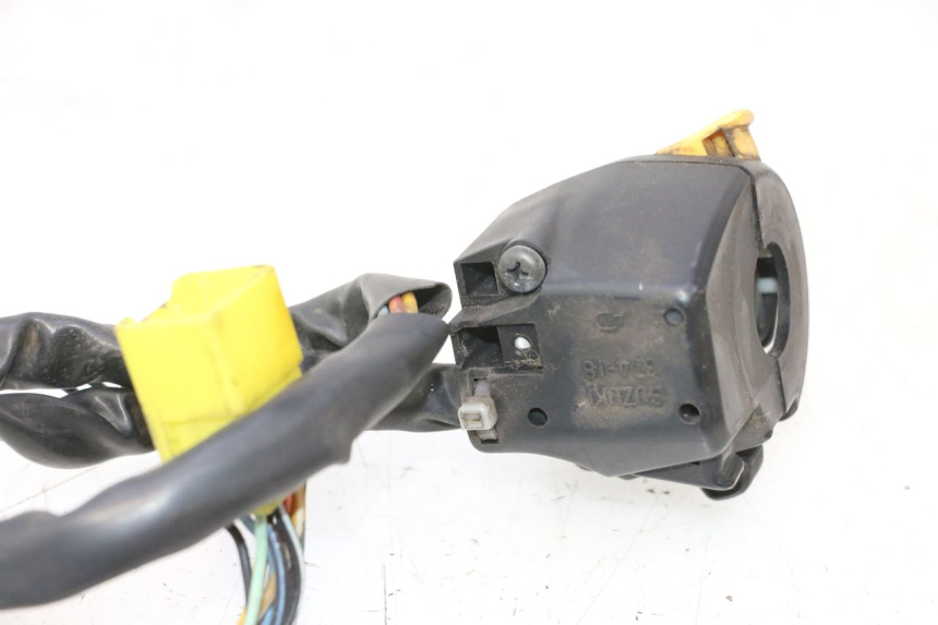 photo de COMANDO ESQUERDO SUZUKI BURGMAN 125 (2007 - 2014) - Outro ângulo de visão