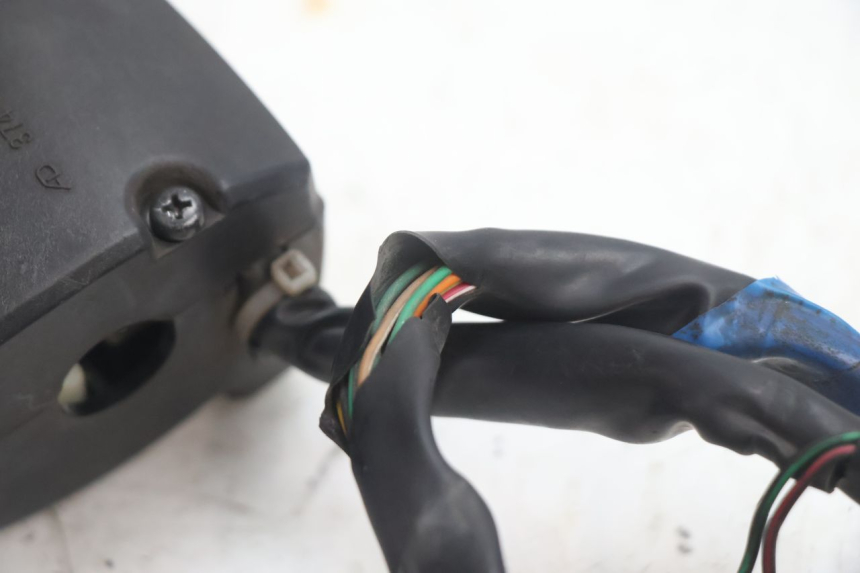 photo de COMANDO ESQUERDO SUZUKI BURGMAN EXECUTIVE ABS 650 (2006 - 2012) - Estado da superfície