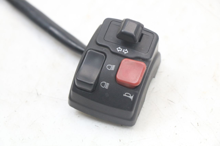 photo de COMANDO ESQUERDO YAMAHA BW'S 50 (2004 - 2017) - Outro ângulo de visão