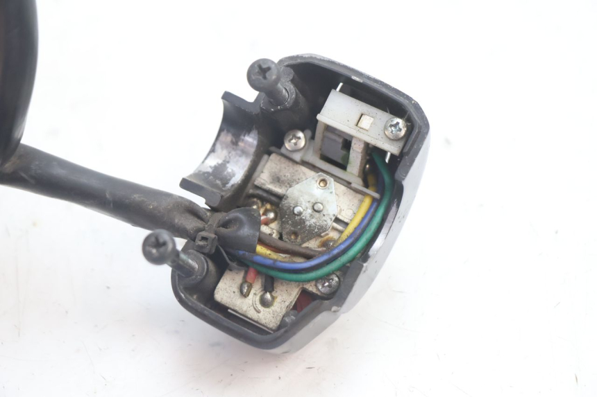 photo de COMANDO ESQUERDO YAMAHA BW'S BWS 125 (2010 - 2013) - Ampliação técnica
