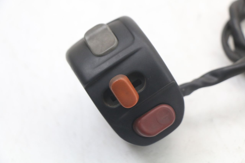 photo de COMANDO ESQUERDO BMW C1 125 (2000 - 2003) - Detalhe da peça