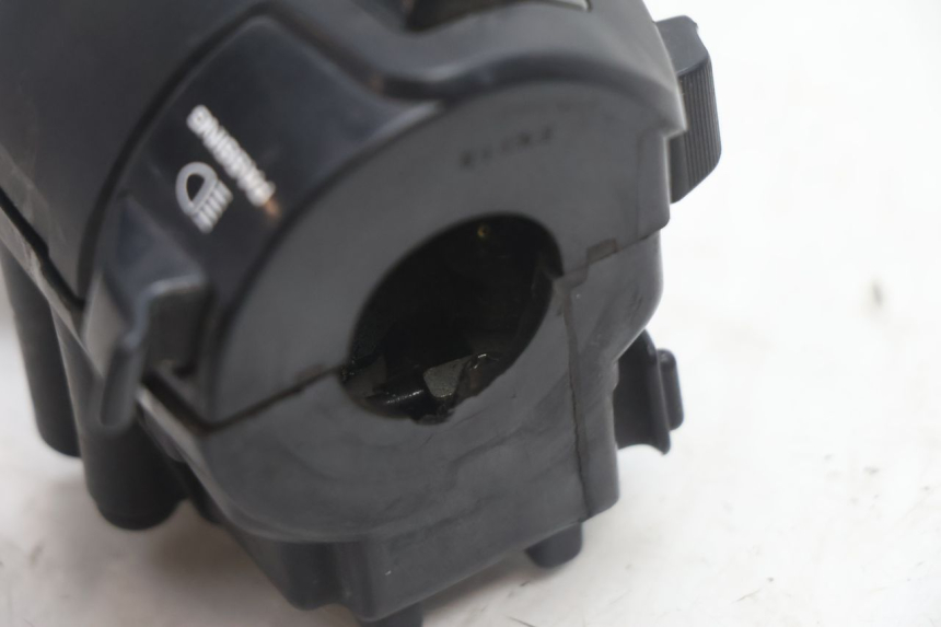 photo de COMUTADOR ESQUERDO HONDA CB F HORNET 600 (2005 - 2006) - Vista geral