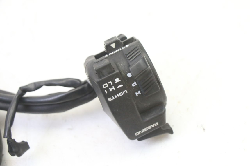 photo de COMANDO ESQUERDO HONDA CBR RR FIREBLADE 900 (1992 - 1994) - Outro ângulo de visão