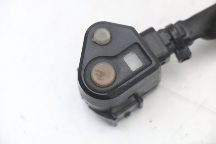 photo de COMANDO ESQUERDO HONDA CRF R 250 (2020 - 2021) - Zoom do estado de desgaste