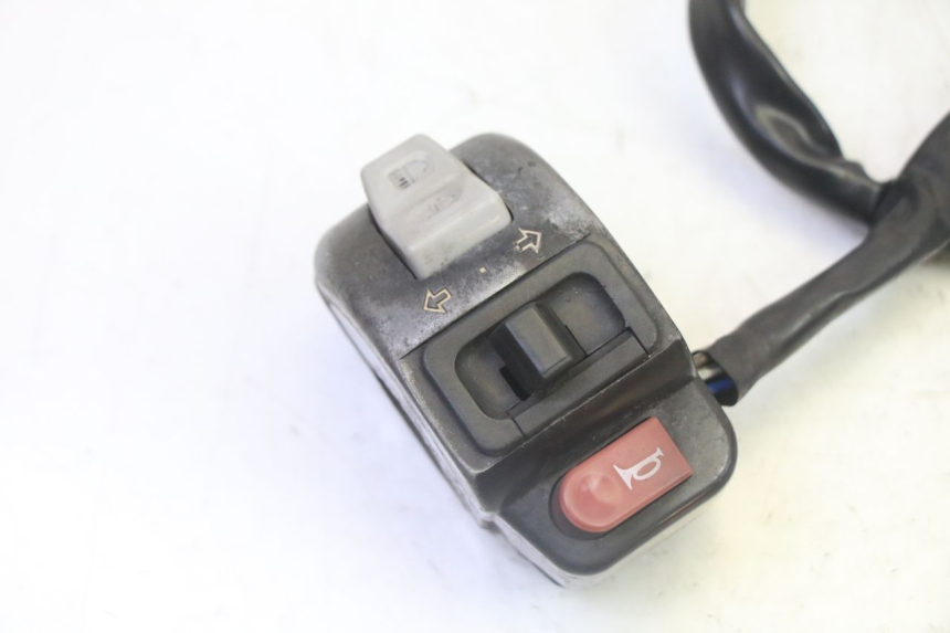 photo de COMANDO ESQUERDO SYM CROX 4T 50 (2016 - 2023) - Detalhe da peça