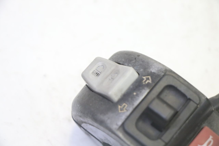 photo de COMANDO ESQUERDO SYM CROX 4T 50 (2016 - 2023) - Zoom do estado de desgaste
