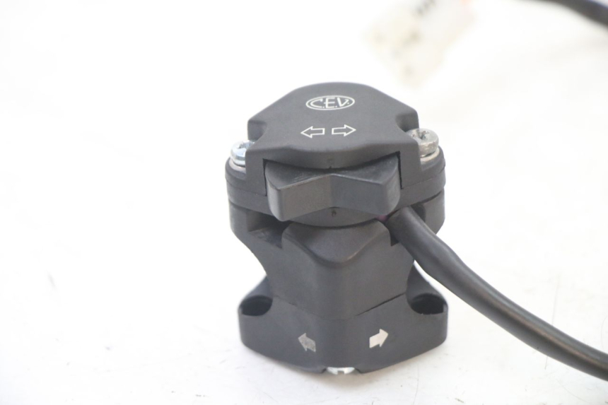 photo de COMANDO ESQUERDO DERBI SENDA SM DRD X-TREME 50 (2011 - 2017) - Detalhe da peça