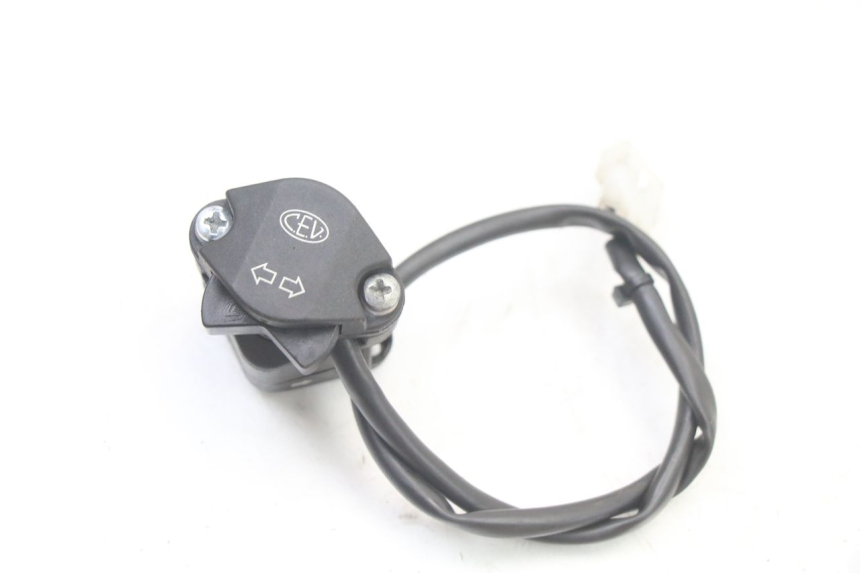 photo de COMANDO ESQUERDO DERBI SENDA SM DRD X-TREME 50 (2011 - 2017) - Zoom do estado de desgaste