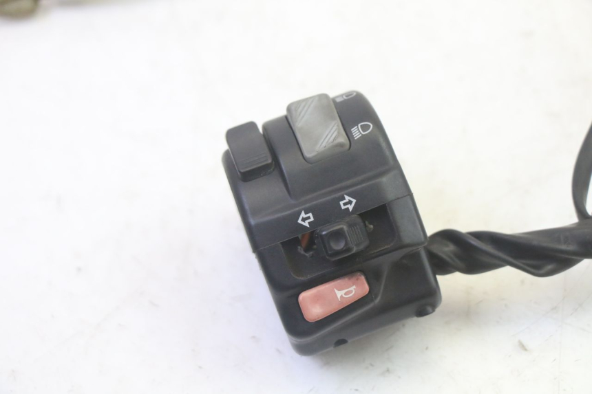 photo de COMANDO ESQUERDO SUZUKI DL V STROM 1000 (2002 - 2007) - Detalhe da peça
