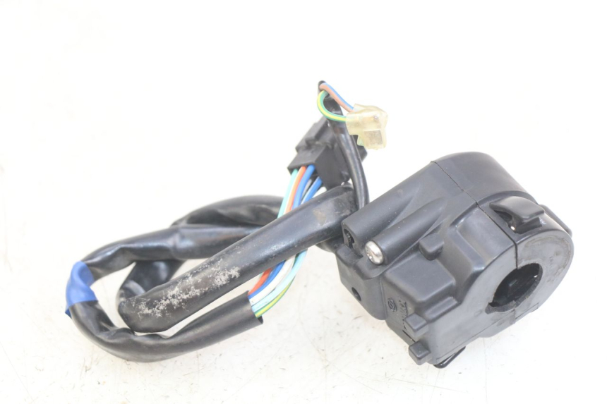 photo de COMANDO ESQUERDO KYMCO DOWNTOWN ABS 125 (2015 - 2017) - Zoom do estado de desgaste
