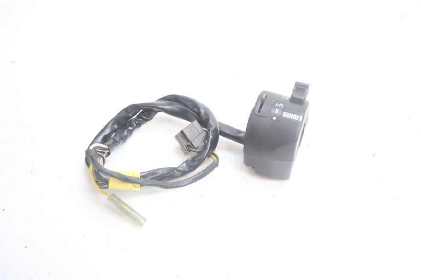 photo de COMUTADOR ESQUERDO SUZUKI DR S 600 (1985 - 1989) - Ampliação técnica