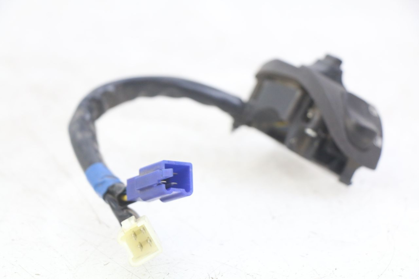 photo de COMANDO ESQUERDO YAMAHA D'ELIGHT DELIGHT 125 (2017 - 2020) - Detalhe da peça