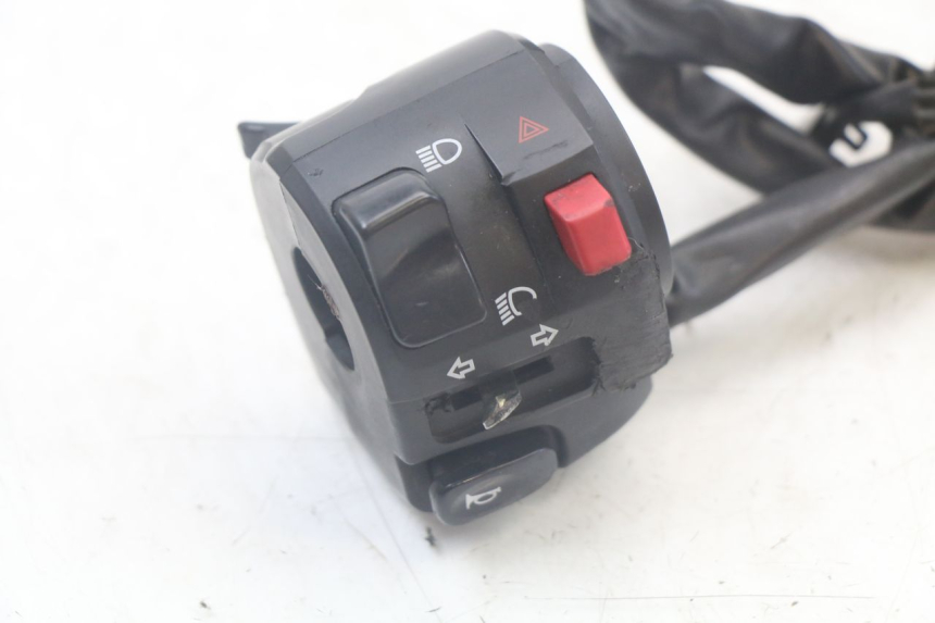 photo de COMANDO ESQUERDO KAWASAKI ER-6 ER6 N 650 (2012 - 2016) - Zoom do estado de desgaste