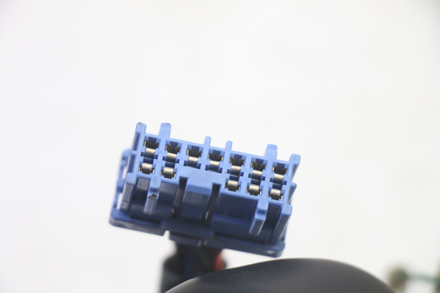 photo de COMANDO ESQUERDO HONDA FES S-WING SWING ABS 125 (2007 - 2015) - Peça verificada