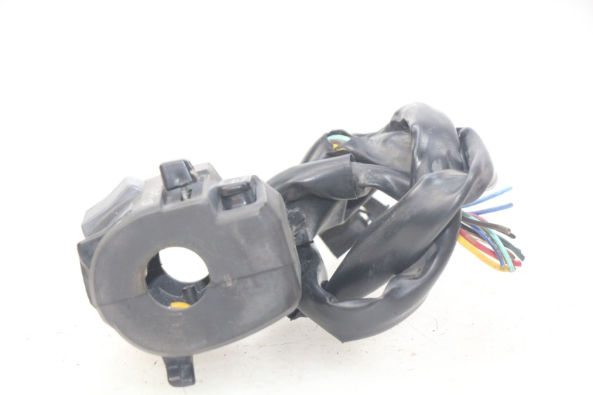 photo de COMANDO ESQUERDO YAMAHA FJR ABS 1300 (2006 - 2012) - Zoom do estado de desgaste