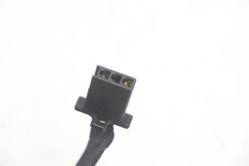 photo de INTERRUPTOR ESQUERDO YAMAHA FJR 1300 (2001 - 2005) - Pontos de fixação